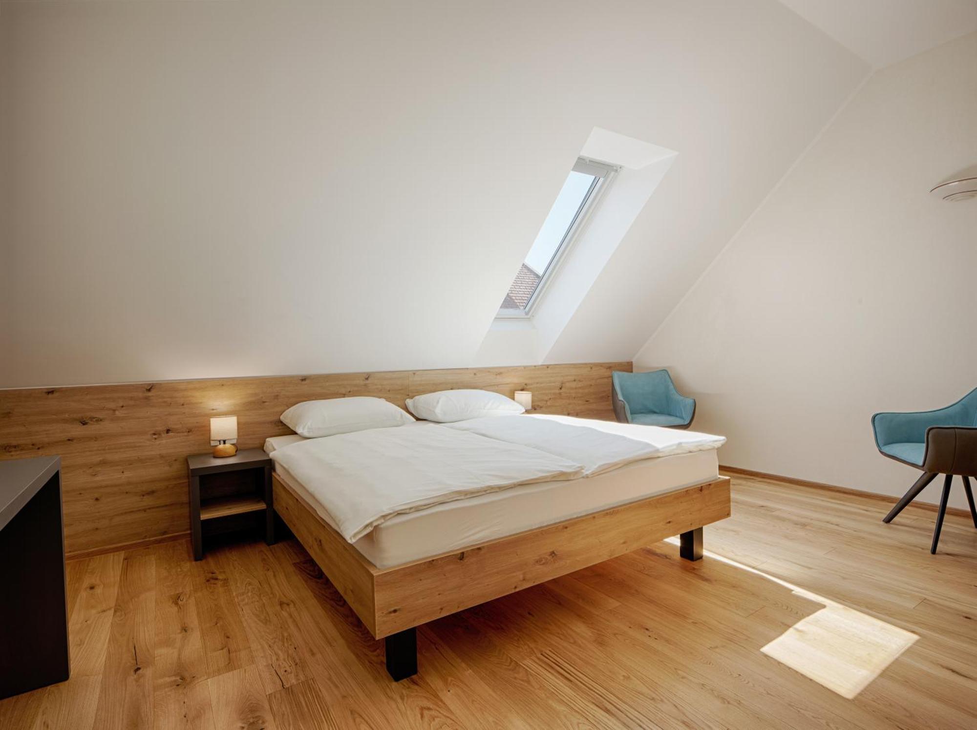 Guesthouse Turšič Vrhnika Extérieur photo